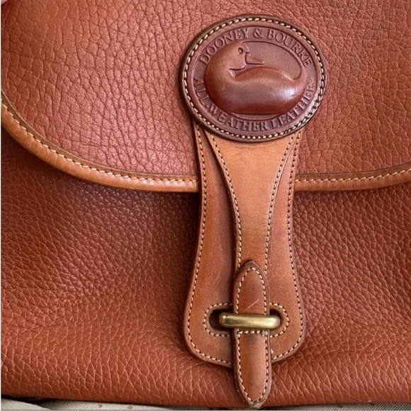 Authentic Vintage Dooney & Bourke crossbody bag - Picture 6 of 13